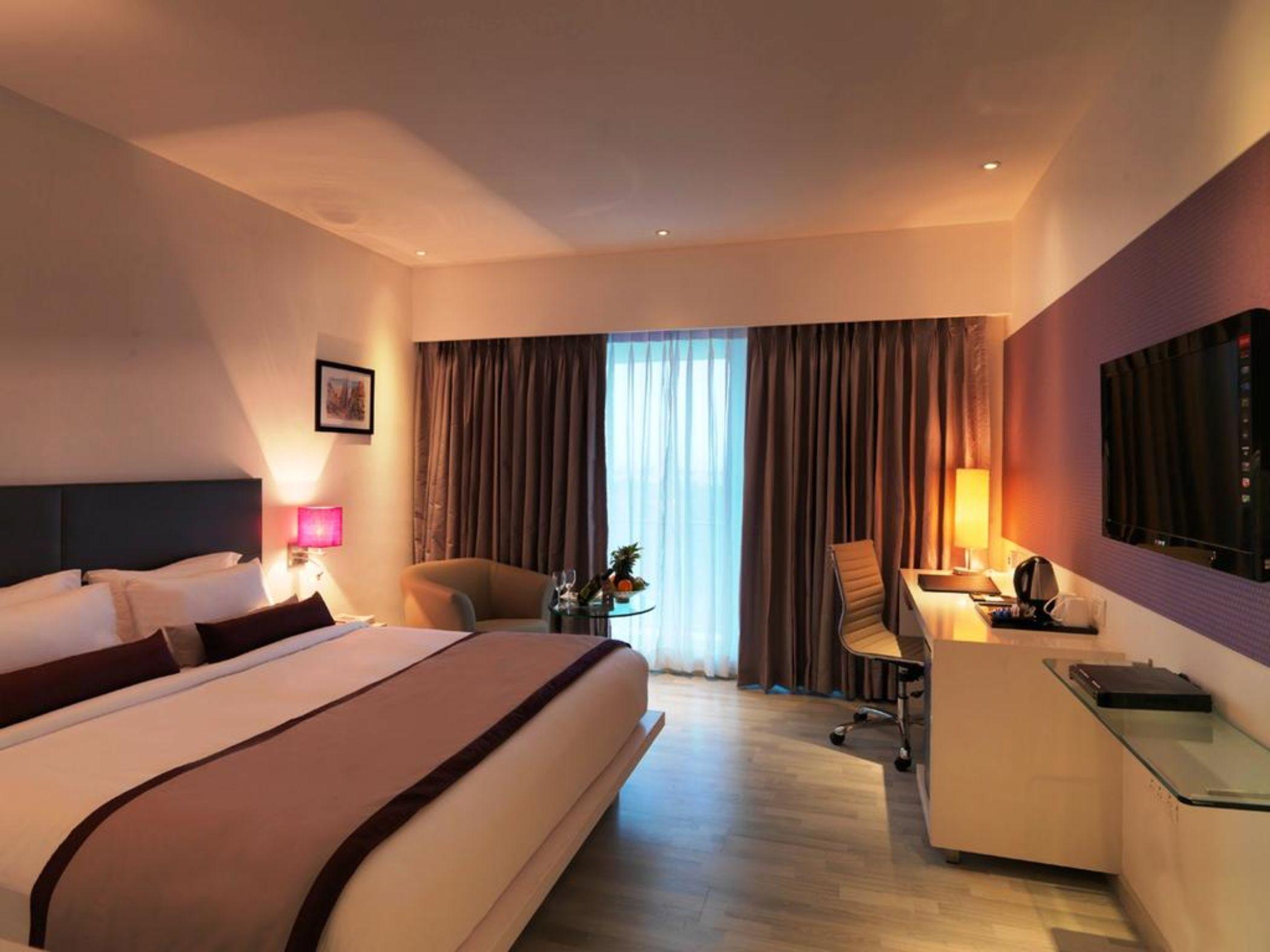 Spree Shivai Hotel Pune Pimpri-Chinchwad Bagian luar foto